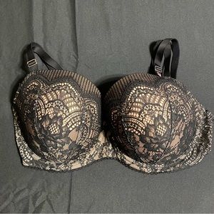 Victoria’s Secret Dream Angels Demi Bra Nude with Black Lace in 38DD NWT